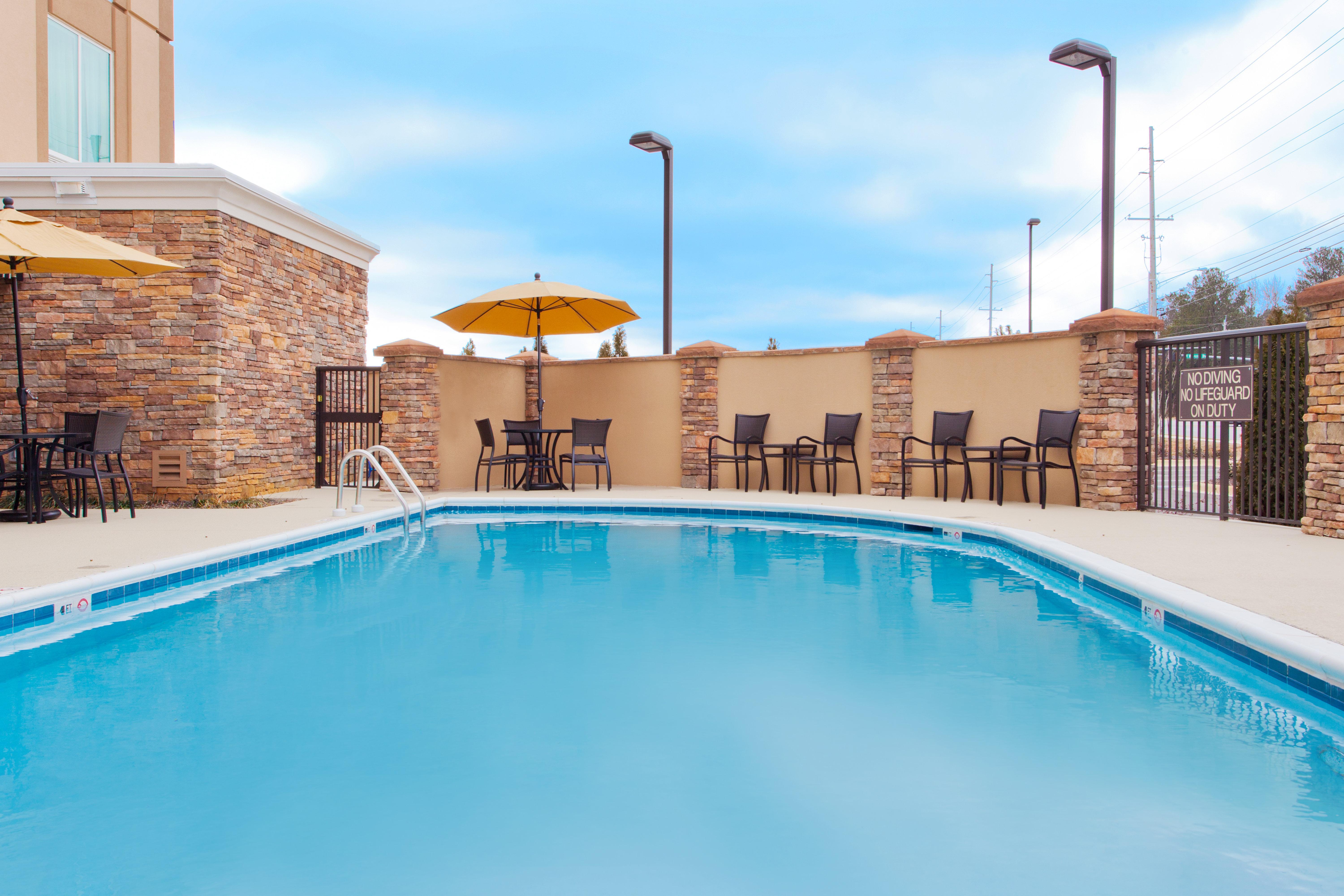 Holiday Inn Express Hotel & Suites Huntsville West - Research Park By Ihg Exteriör bild