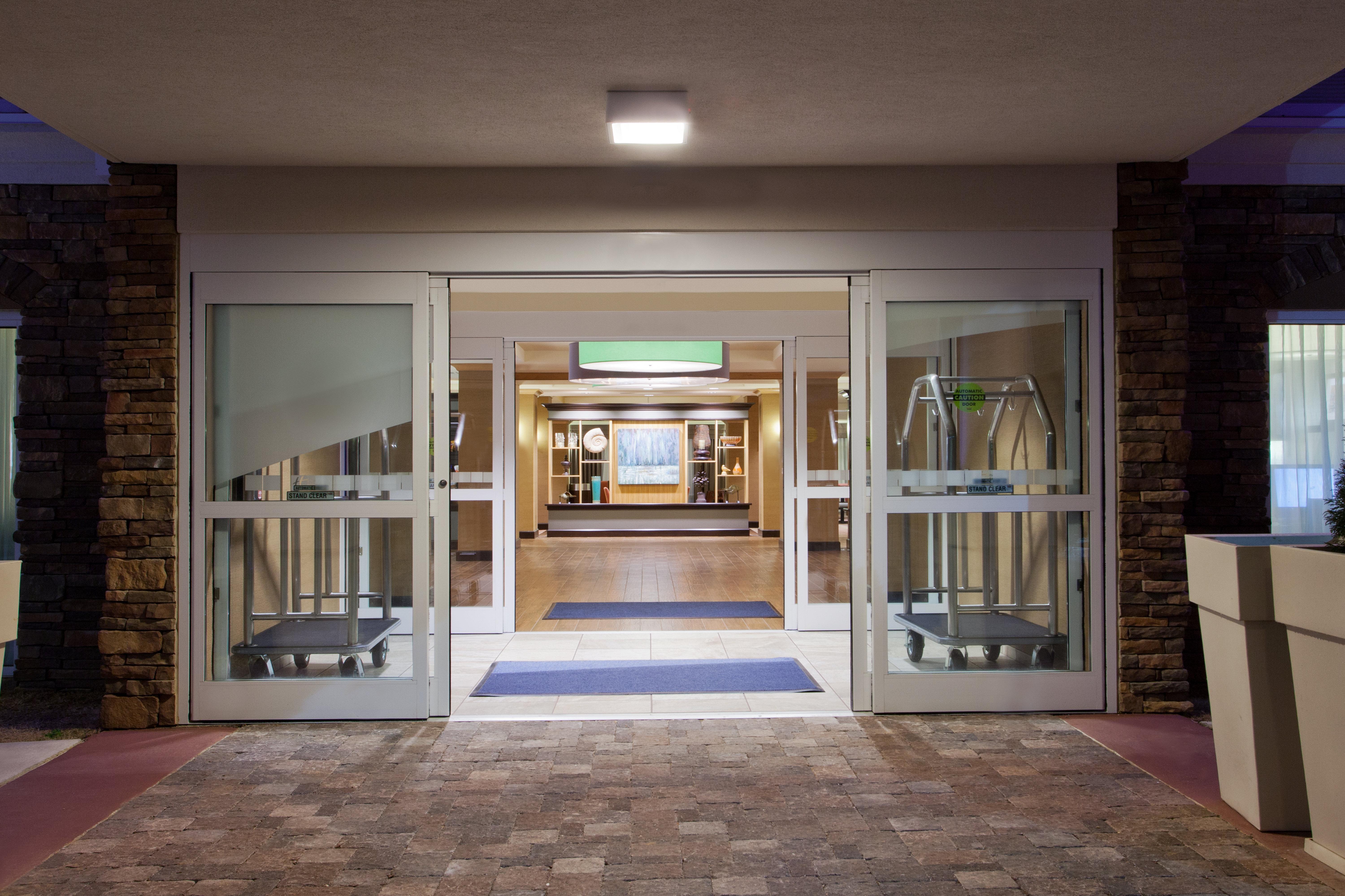 Holiday Inn Express Hotel & Suites Huntsville West - Research Park By Ihg Exteriör bild